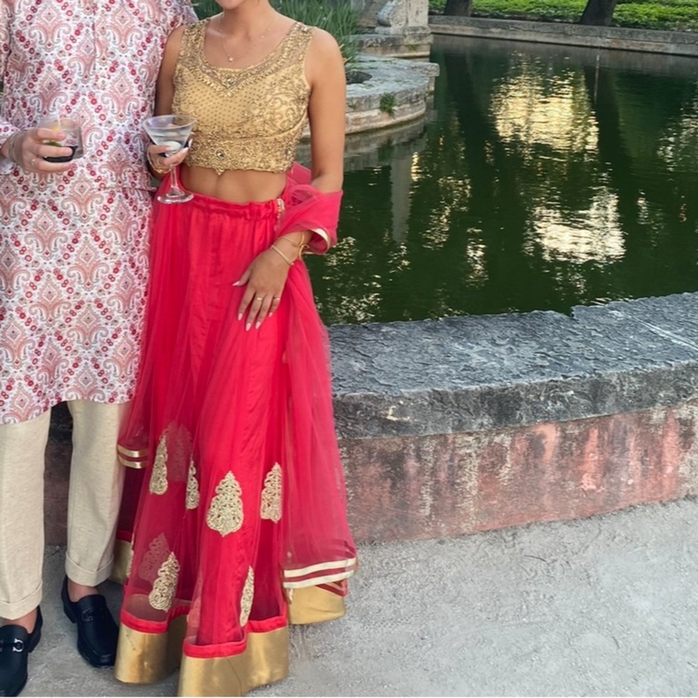 Pink and gold lengha size small